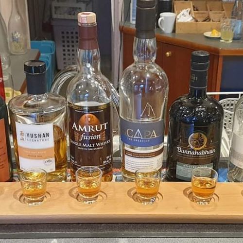 Verkostung von 10 Whiskys